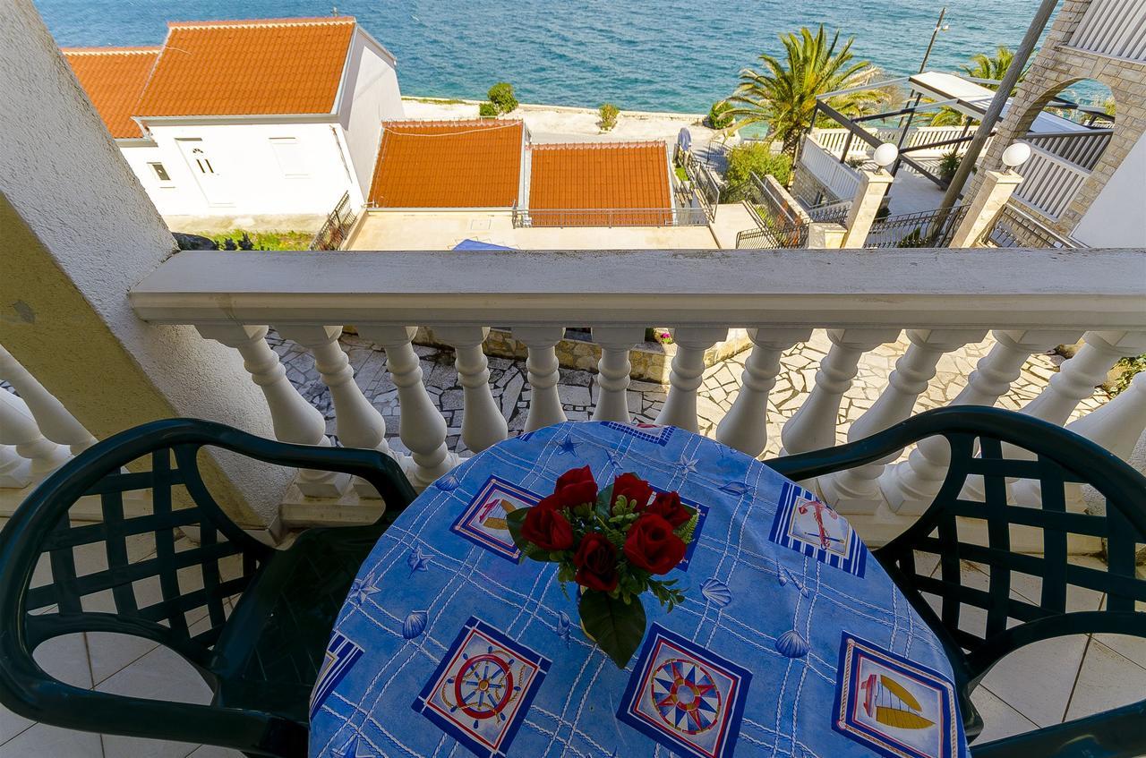 Apartments Krusica Τρογκίρ Εξωτερικό φωτογραφία