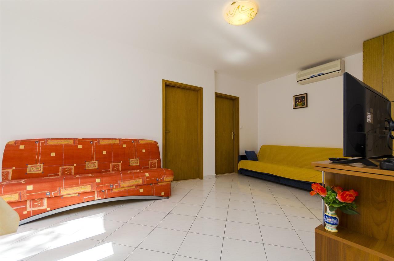 Apartments Krusica Τρογκίρ Εξωτερικό φωτογραφία