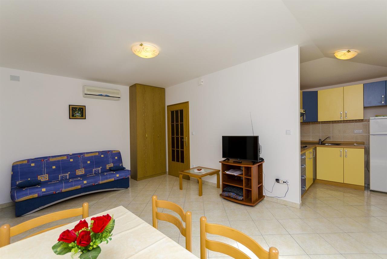Apartments Krusica Τρογκίρ Εξωτερικό φωτογραφία